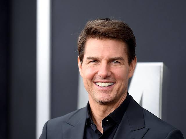 tom cruise 48 years old