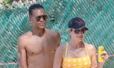 TJ Holmes Grabs Amy Robach's Cakes At The Beach
